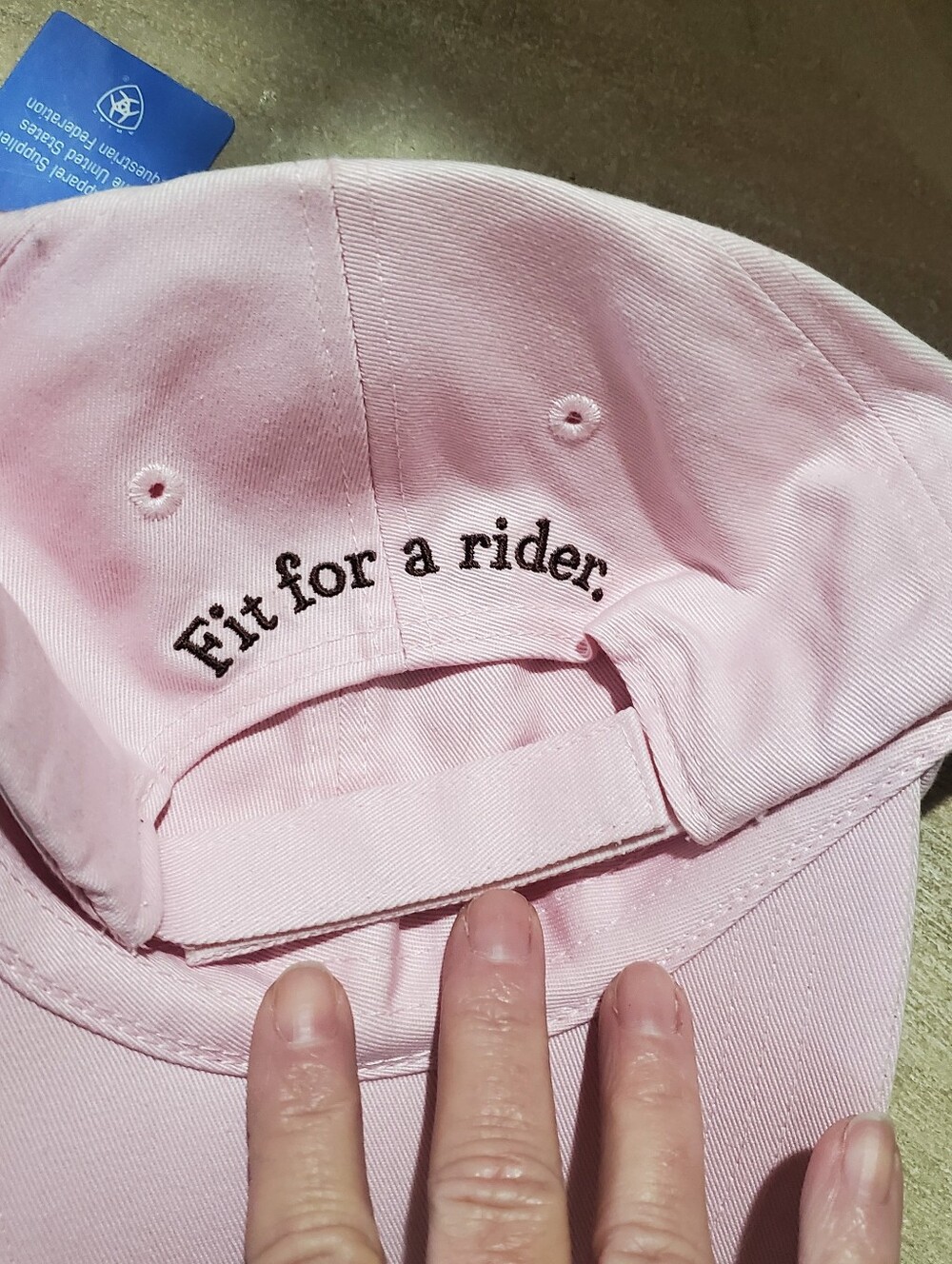 ARIAT PINK WOMENS BASEBALL HAT. NWT. VELCRO STRAP - Picture 3 of 6